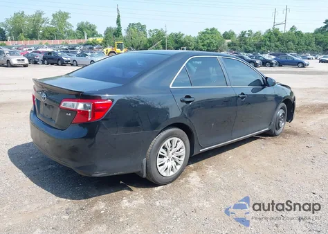 2012 Toyota Camry Le z USA, uszkodzony, nr VIN 4T1BF1FK7CU097535